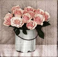 2 Serviette Vintage Bouqet with Roses