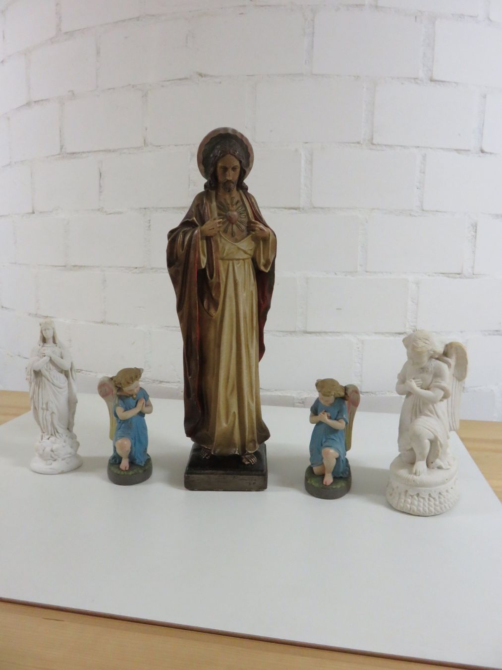 Statuette: 4 Heiligenfiguren antik – Usato da Ufhusen venduto da Antikfachmann