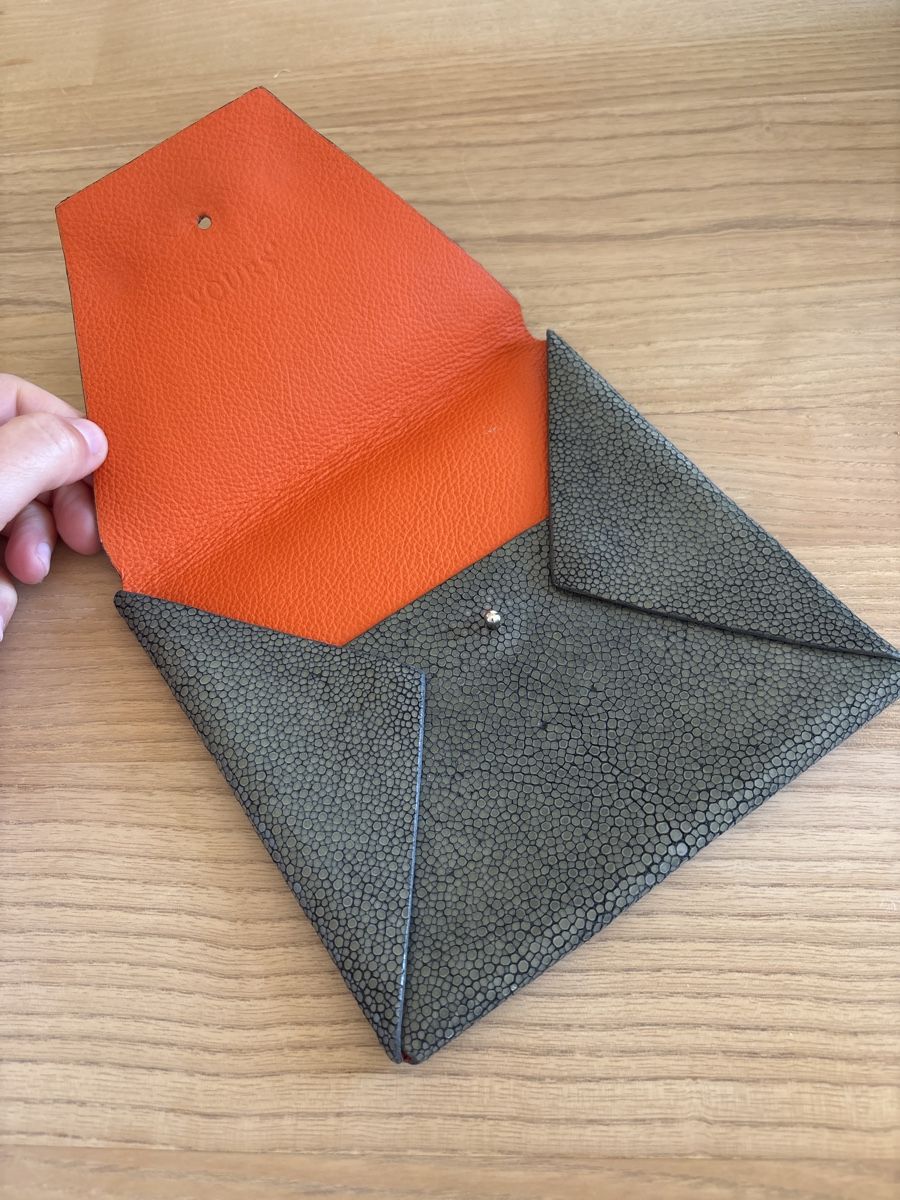 Borse: Pochette de soirée en galuchat véritable – Usato da Zürich venduto da Otis8001 1