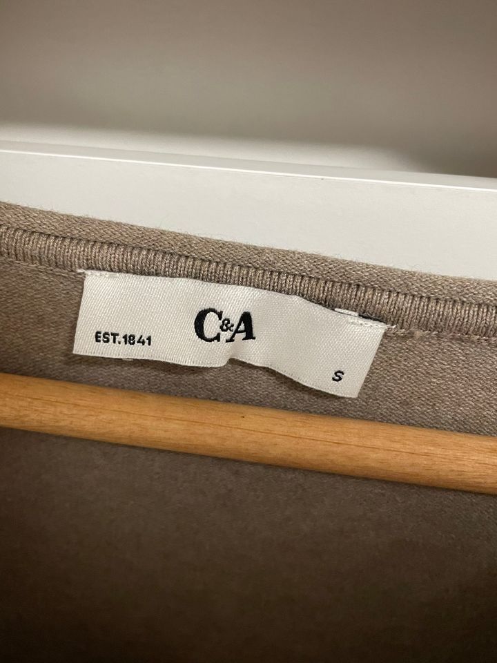 C&A T-shirt: C&A T-Shirt S Grösse – Usato da Tägerwilen venduto da makcode09 1