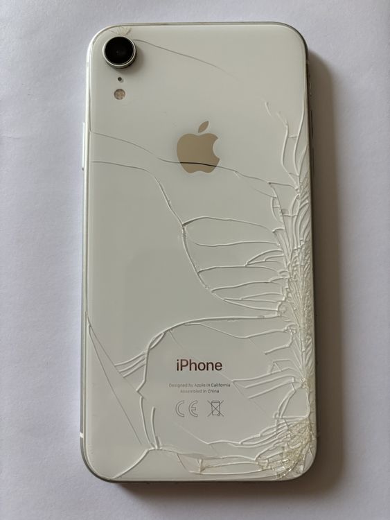IPhone Xr 64 GB, Risse im Glas vorne und hinten (Gebraucht) in ...
