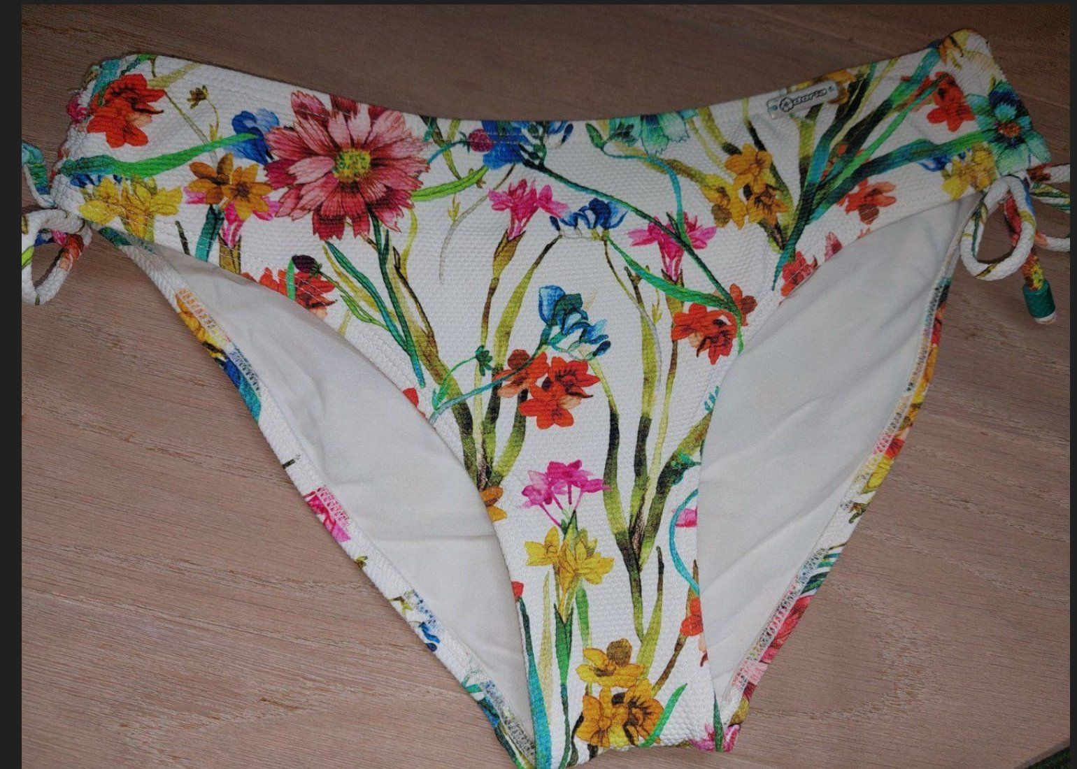 Maillots de bain & Bikinis: Bikini M – Neuf (Voir description) à Adliswil par Boncoinsuisse 2