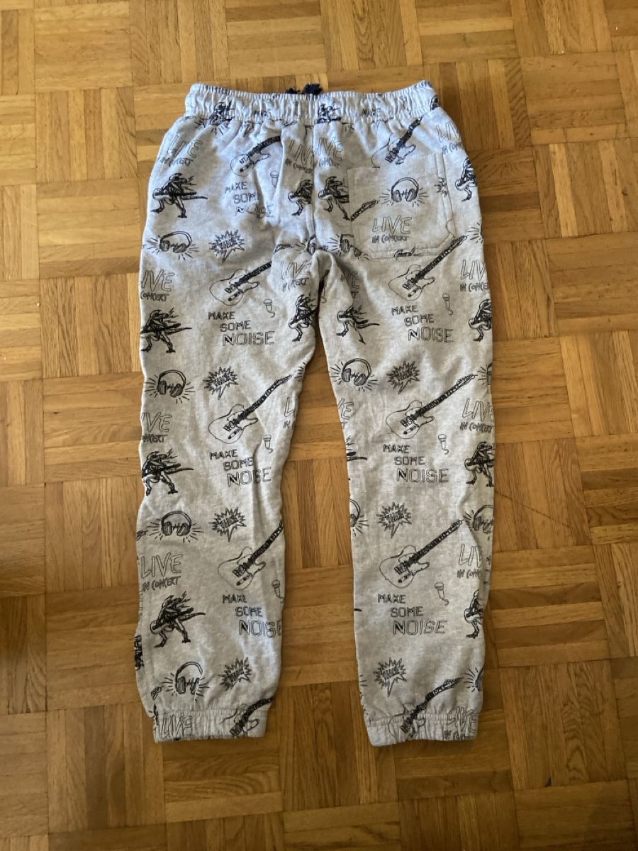Pyjamas & Ähnliches: Bas de pyjama/training cool enfant, taille 14/9-10ans – Gebraucht aus Genève von captus 1