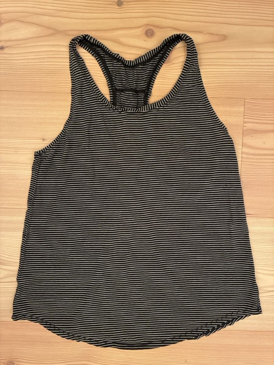 Lululemon Top: Top Lululemon Gr.8 – Usato da Illnau venduto da Anook05