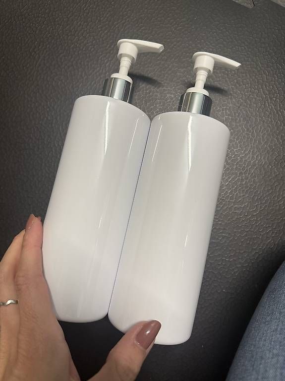 Altro per la cura del corpo: Neue Seifen oder Shampoo Spender – Nuovo e nell'imballaggio originale da Laufen venduto da car_2fnm