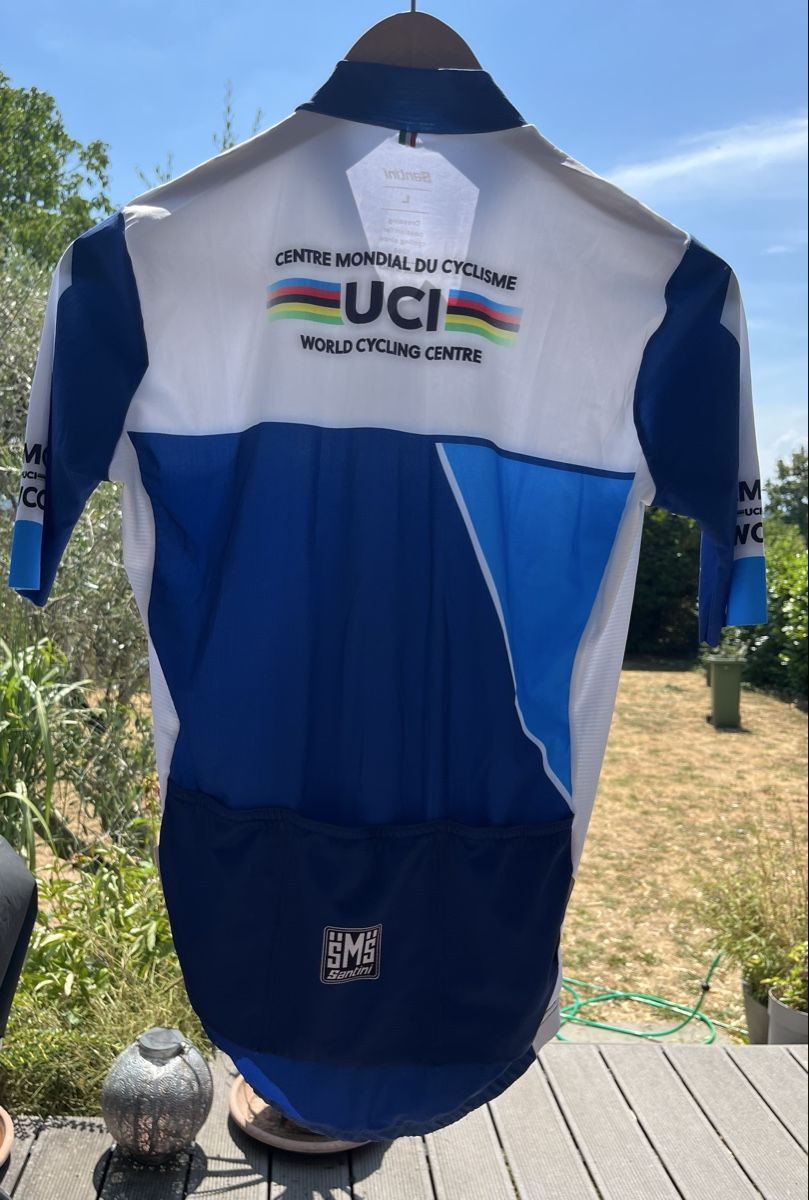 Canottiere & Pantaloni: Maillot de vélo  – Usato da La Neuveville venduto da VivreLibre 1