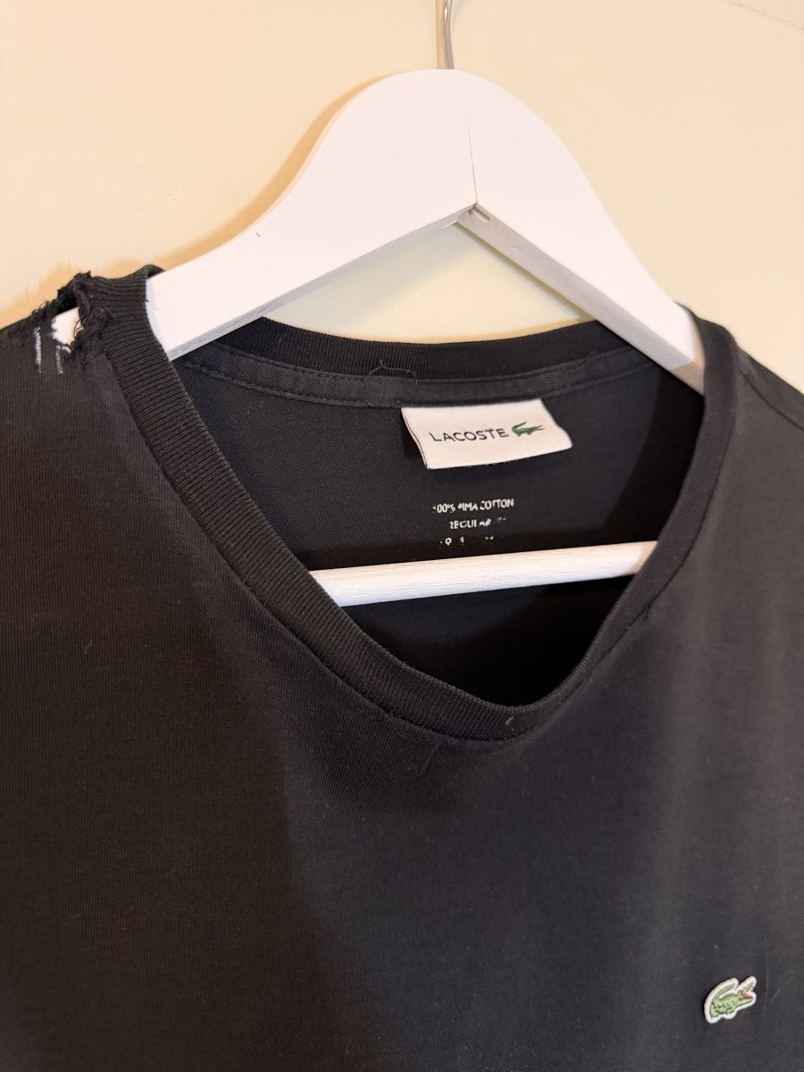 Lacoste T-shirt: lacoste tshirt mit löcher – Usato da Visp venduto da locosshop 2
