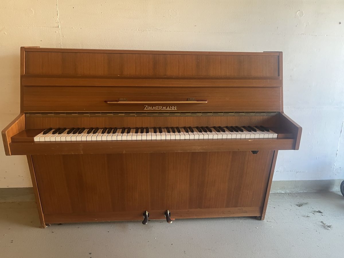 Strumenti musicali: Klavier Marke Zimmermann – Usato da Wernetshausen venduto da Friedemann21 1