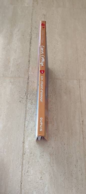 Livres: Livres  – D'occasion à Lausanne par vri_jmb8 1