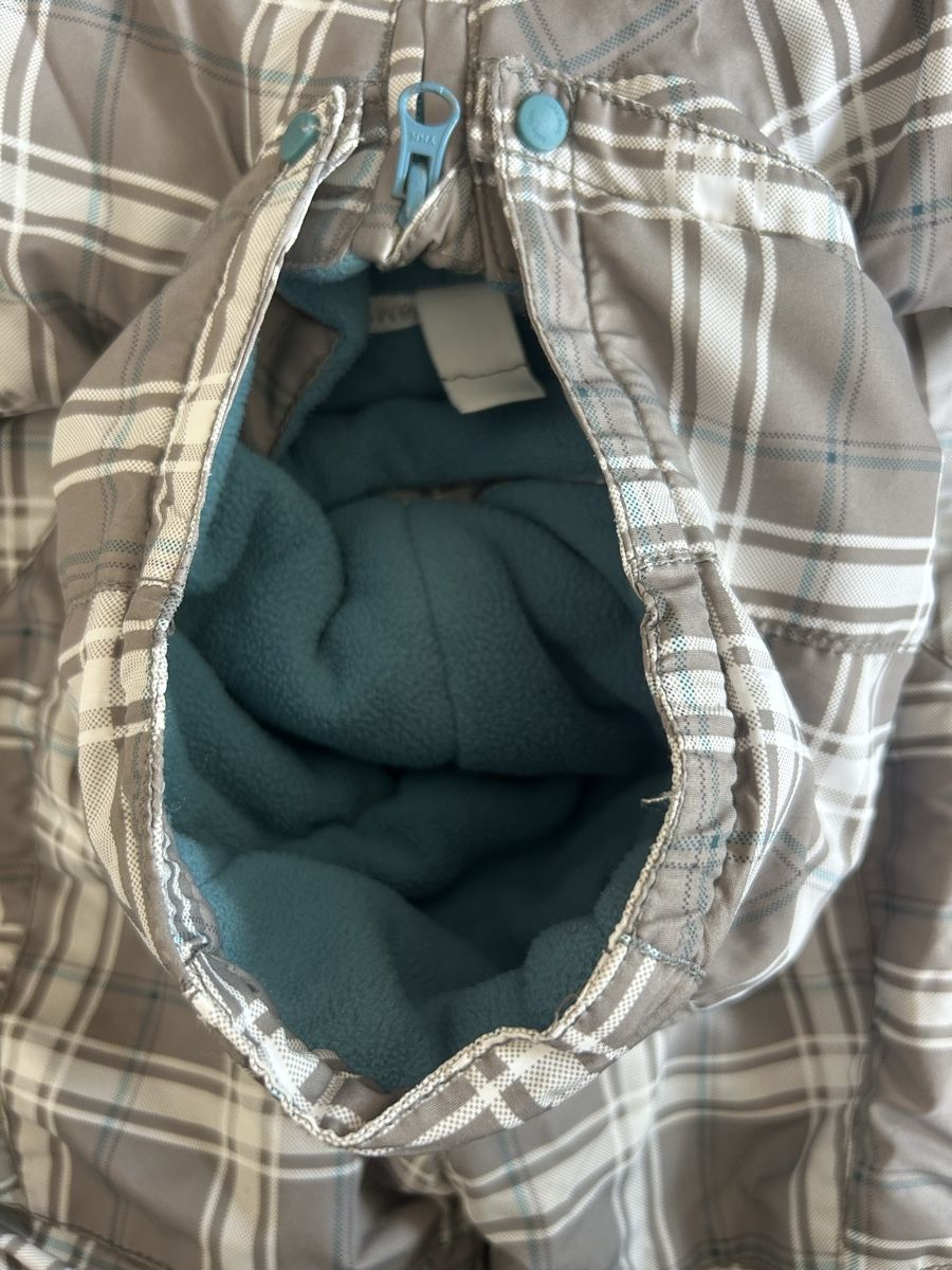 H&M Completi: Kinder Schneeoverall Karomuster – Usato da Basel venduto da hannahllena 3