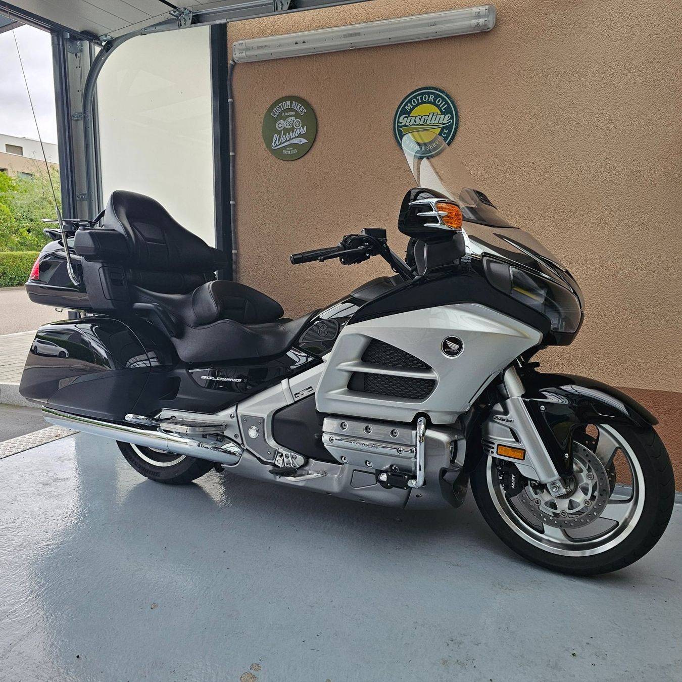 Honda Touring: Honda Goldwing GL 1800 DX – Gebraucht aus Stein AG von Zantico