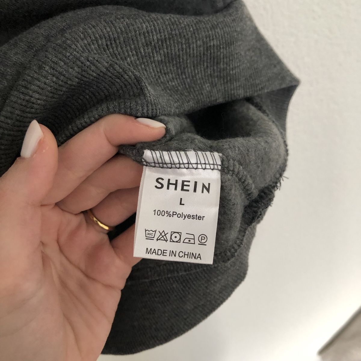 Shein Pullover & Sweatshirts: Pullover – Neu (gemäss Beschreibung) aus Chur von faja7000 3