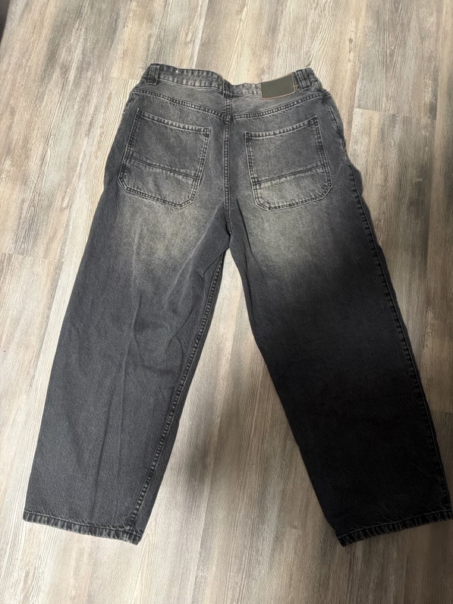 Pull&Bear Jeans: PULL&BEAR SKATER - Jeans Relaxed Fit - mottled dark grey – Nuovo (secondo la descrizione) da Schwellbrunn venduto da pro_5wcq 1
