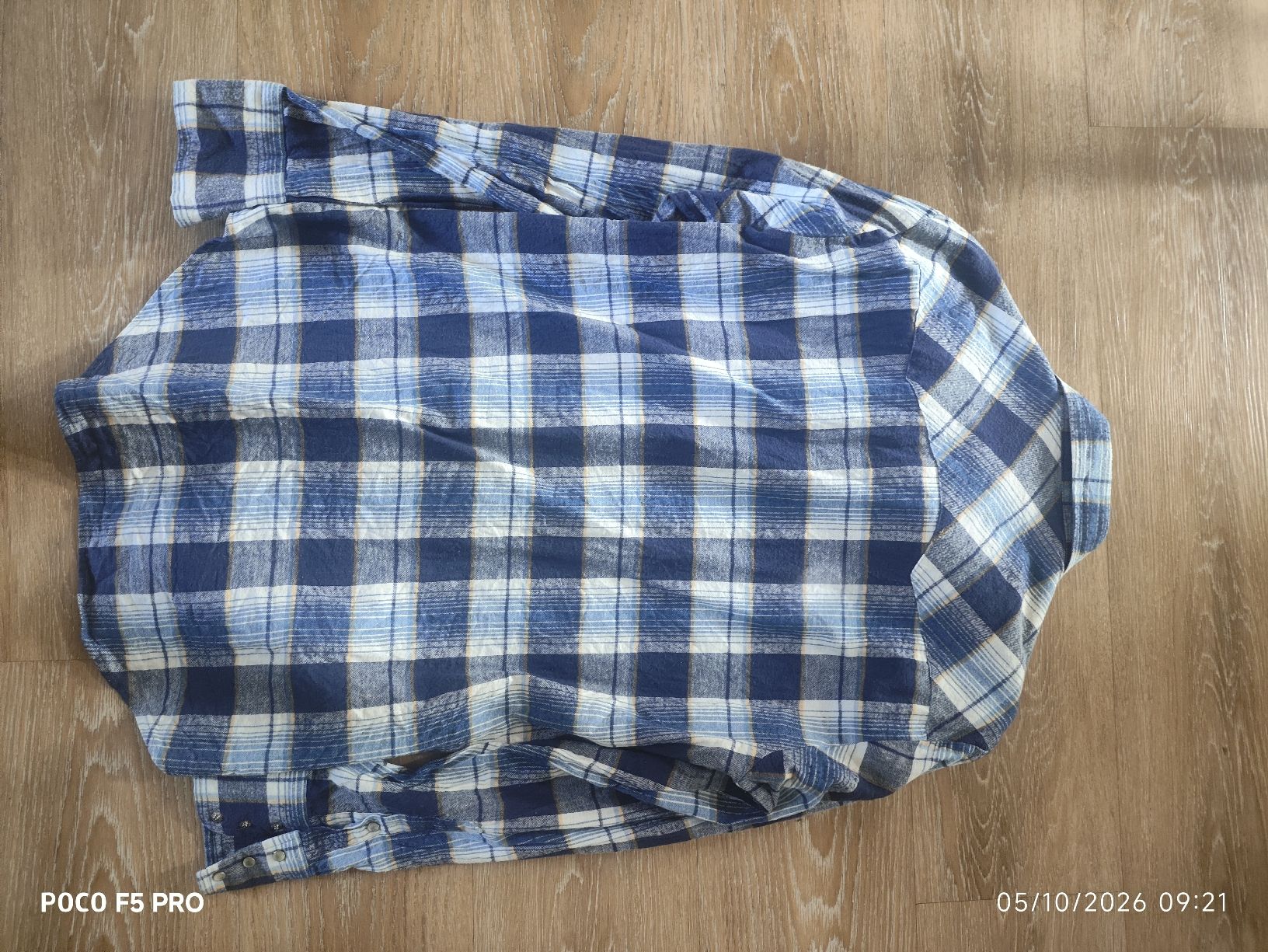 Levi's Camicie: Blau-weiß kariertes Levi's-Hemd – Nuovo (secondo la descrizione) da Winterthur venduto da Ajcps 5