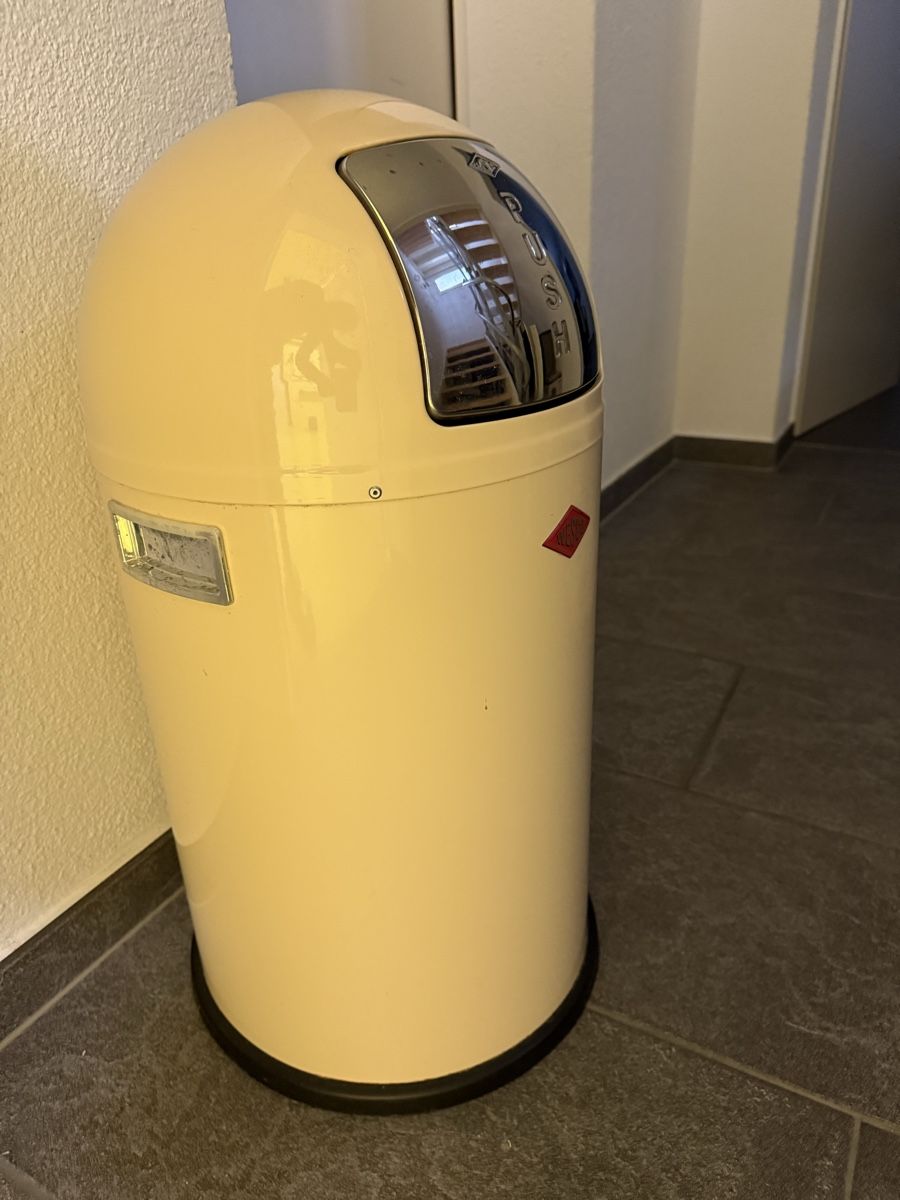 Wesco Cestini per rifiuti: Abfalleimer Wesco 50 Liter – Usato da Gränichen venduto da pellegrino333