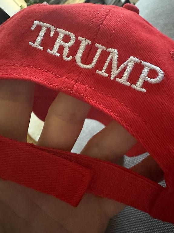 Hüte, Mützen & Caps: TRUMP Make America Great again Cap – Gebraucht aus Zürich von jul_7qpn 2
