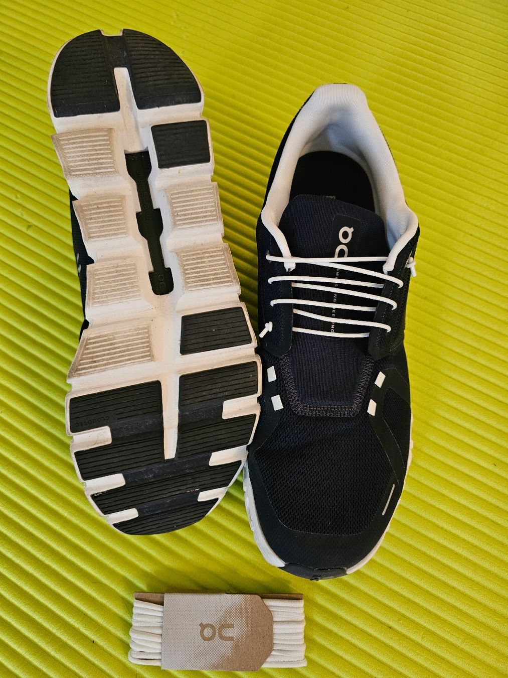 On Scarpe da uomo: On Cloud 6 – Nuovo (secondo la descrizione) da Oberdiessbach venduto da Suomi69 2