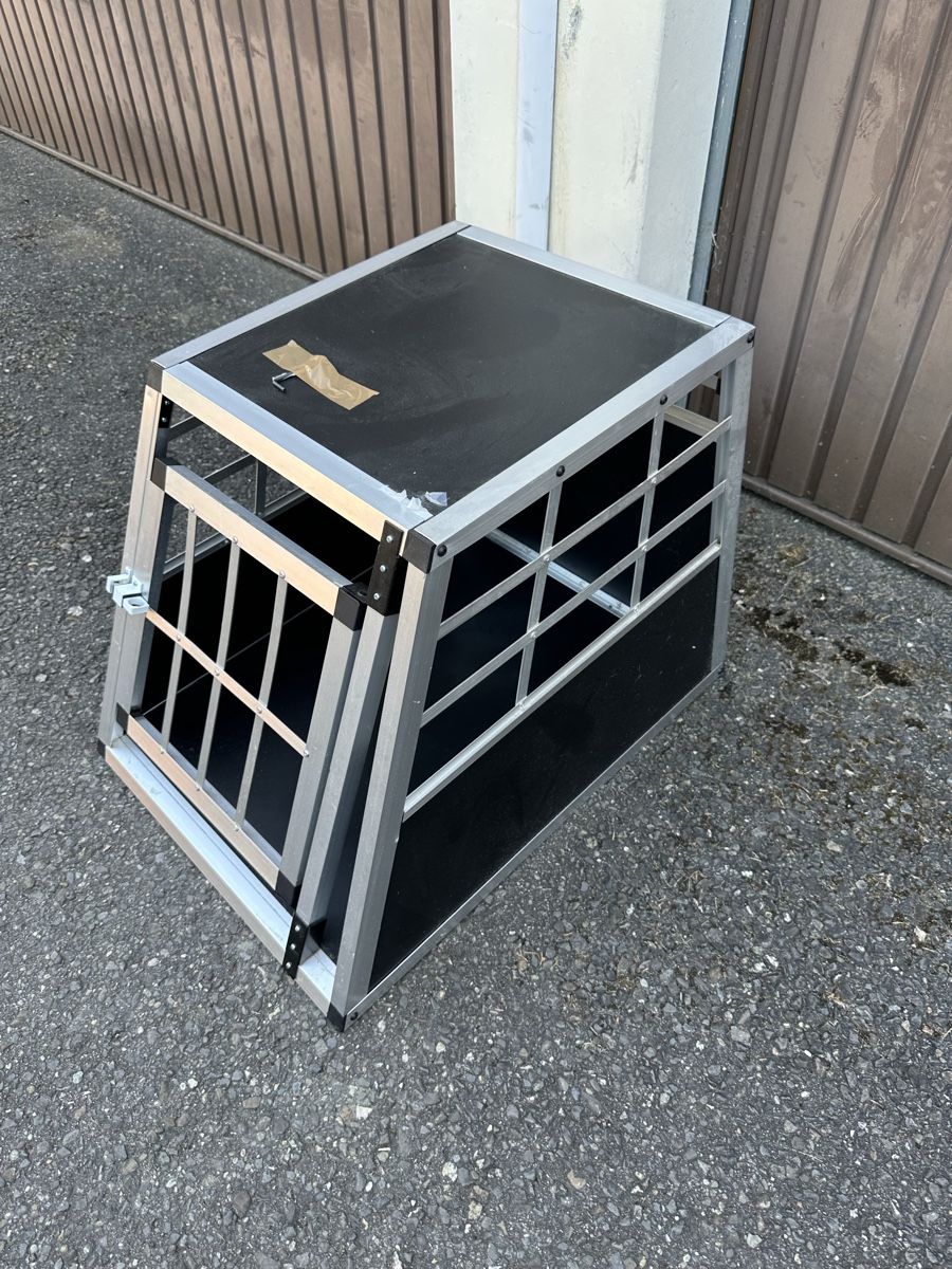 Altro in Decorazioni & Accessori: Hundetransportbox aus Aluminium – Nuovo (secondo la descrizione) da Liebistorf venduto da Lukas0228 2