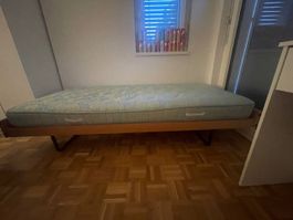 Einzelbett 90 × 195 cm inkl. Matratze – nur Abholung