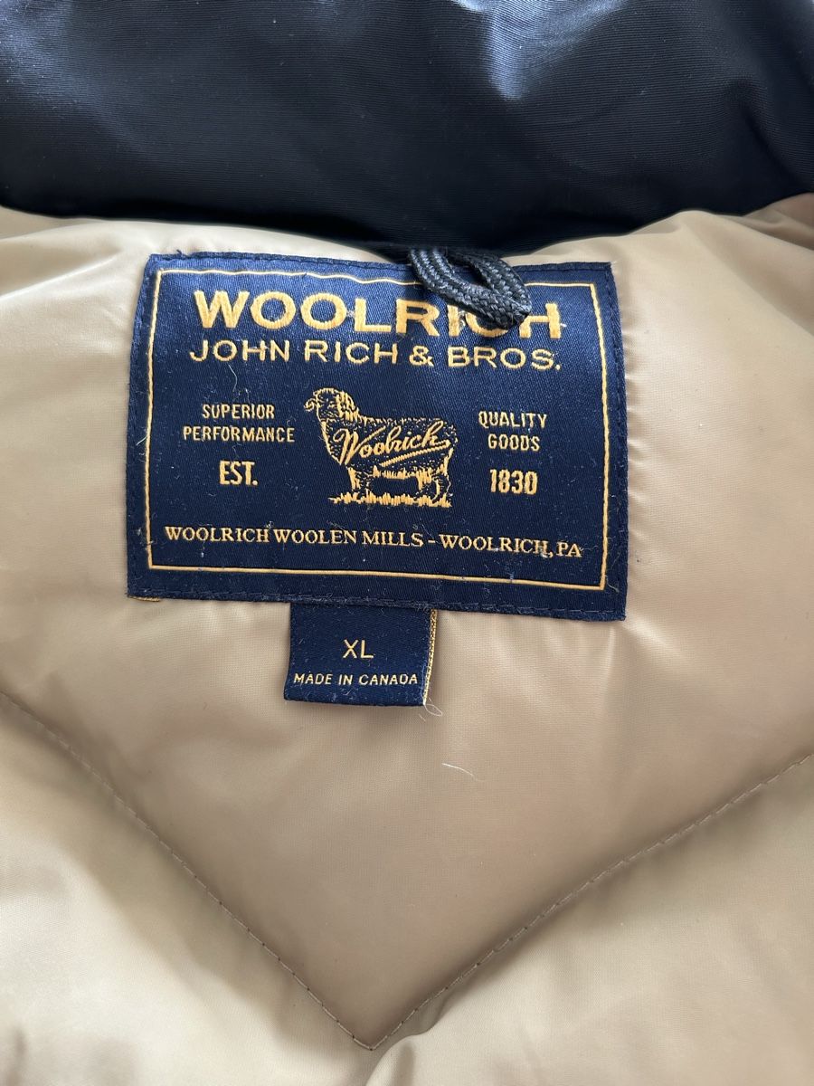 Woolrich Jacken: Woolrich Jacke schwarz XL – Gebraucht aus Aeschlen ob Gunten von Maensch 2