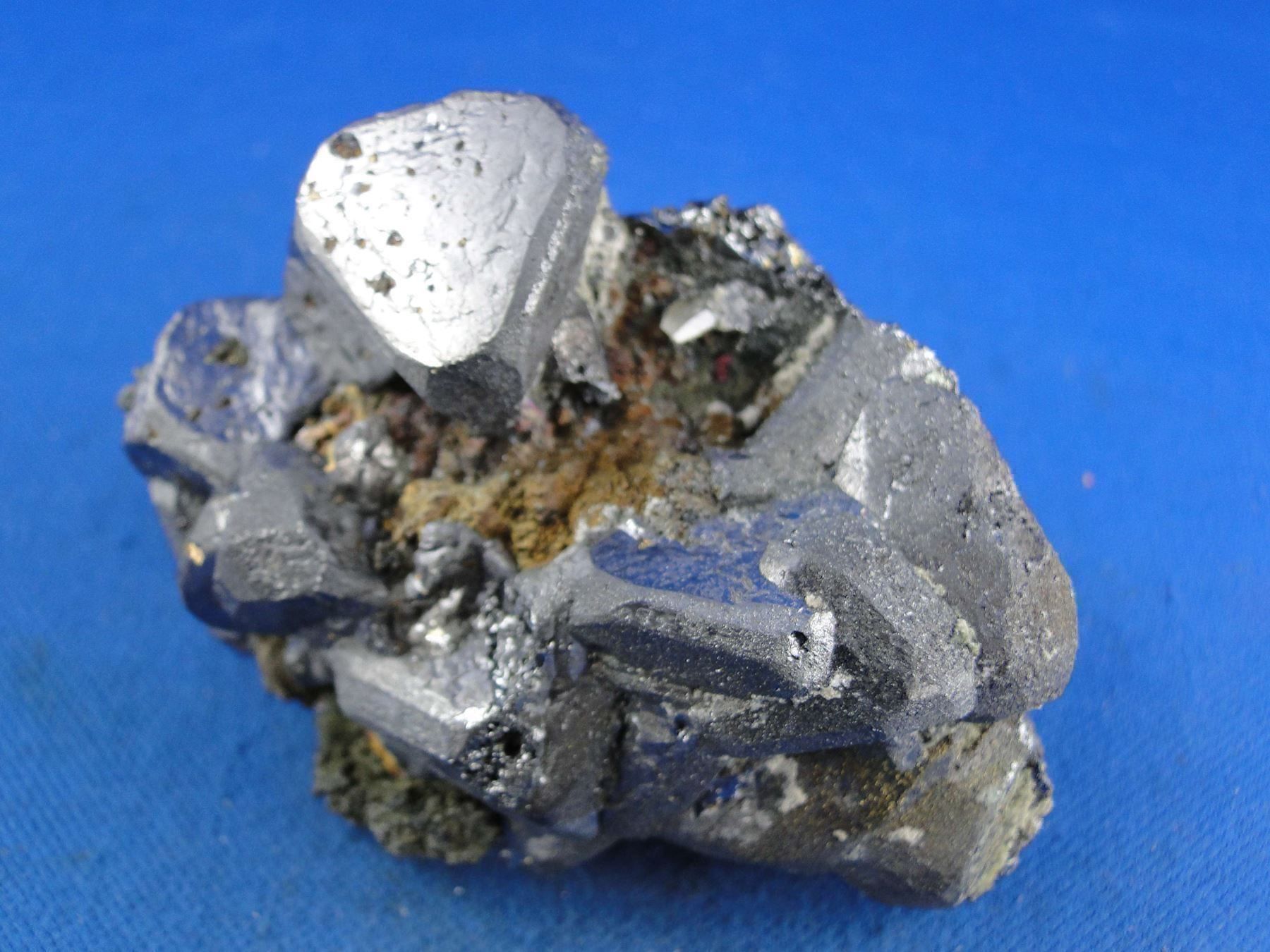 Minerali & Pietre curative: Tetrahedrit mit Chalcopyrit – Usato da Schinznach Bad venduto da Demerald 5