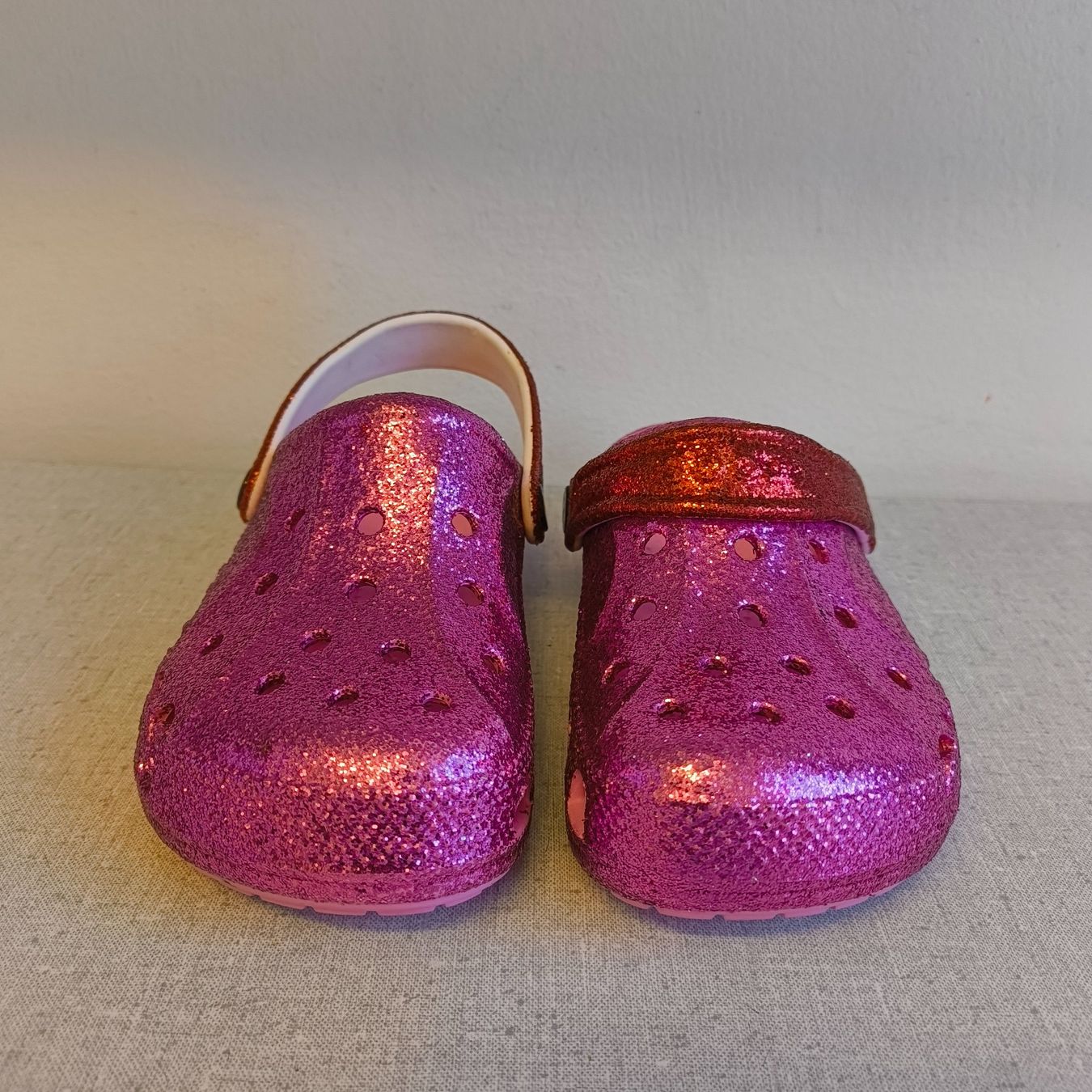Crocs Scarpe per ragazze: Crocs, Grösse J2, 33/34 – Nuovo e nell'imballaggio originale da Uitikon Waldegg venduto da PJLS1 3