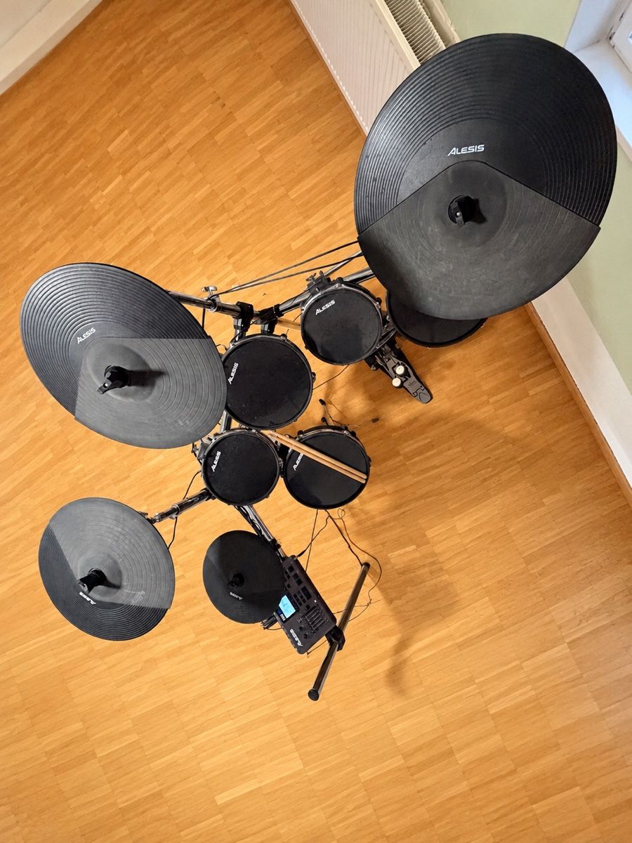 Alesis Instruments de musique: E-Drums – D'occasion à Zofingen par ale_2zlz 4
