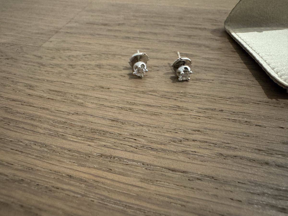 Bulgari Orecchini pendenti & Orecchini a lobo: Bvlgari Diamond Studs  – Usato da Küsnacht ZH venduto da Zafsa 2