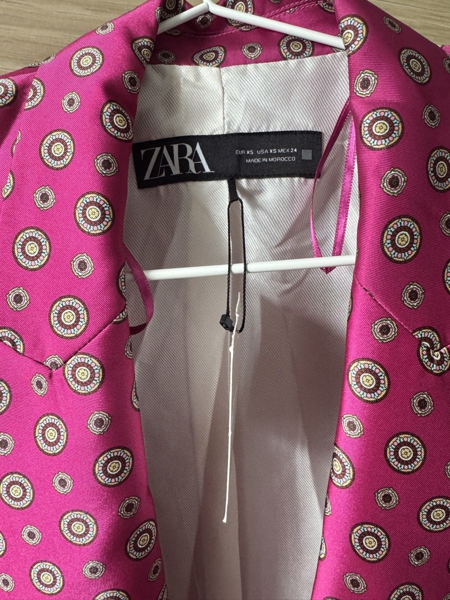 Zara Jacken: Zara Blazer XS – Neu (gemäss Beschreibung) aus Zürich von Lovelyperfumes 1