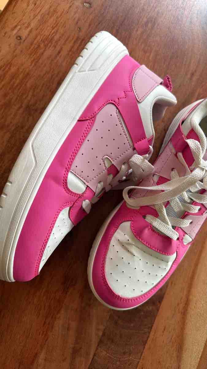Scarpe da donna: Sneaker in Rosa – Usato da Zürich venduto da pmorger01 4