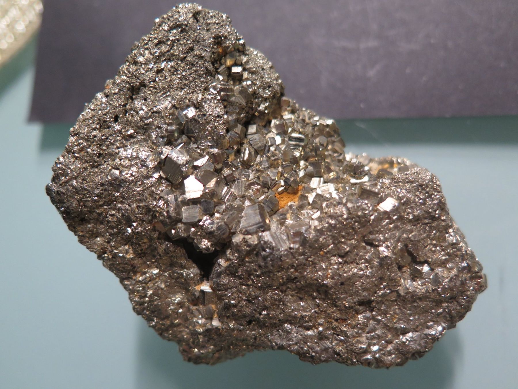 Minerali & Pietre curative: Hochglänzender Pyrit von Peru ca. 418 gr. – Usato da Schaffhausen venduto da Yamakana51L8736OQ8 5