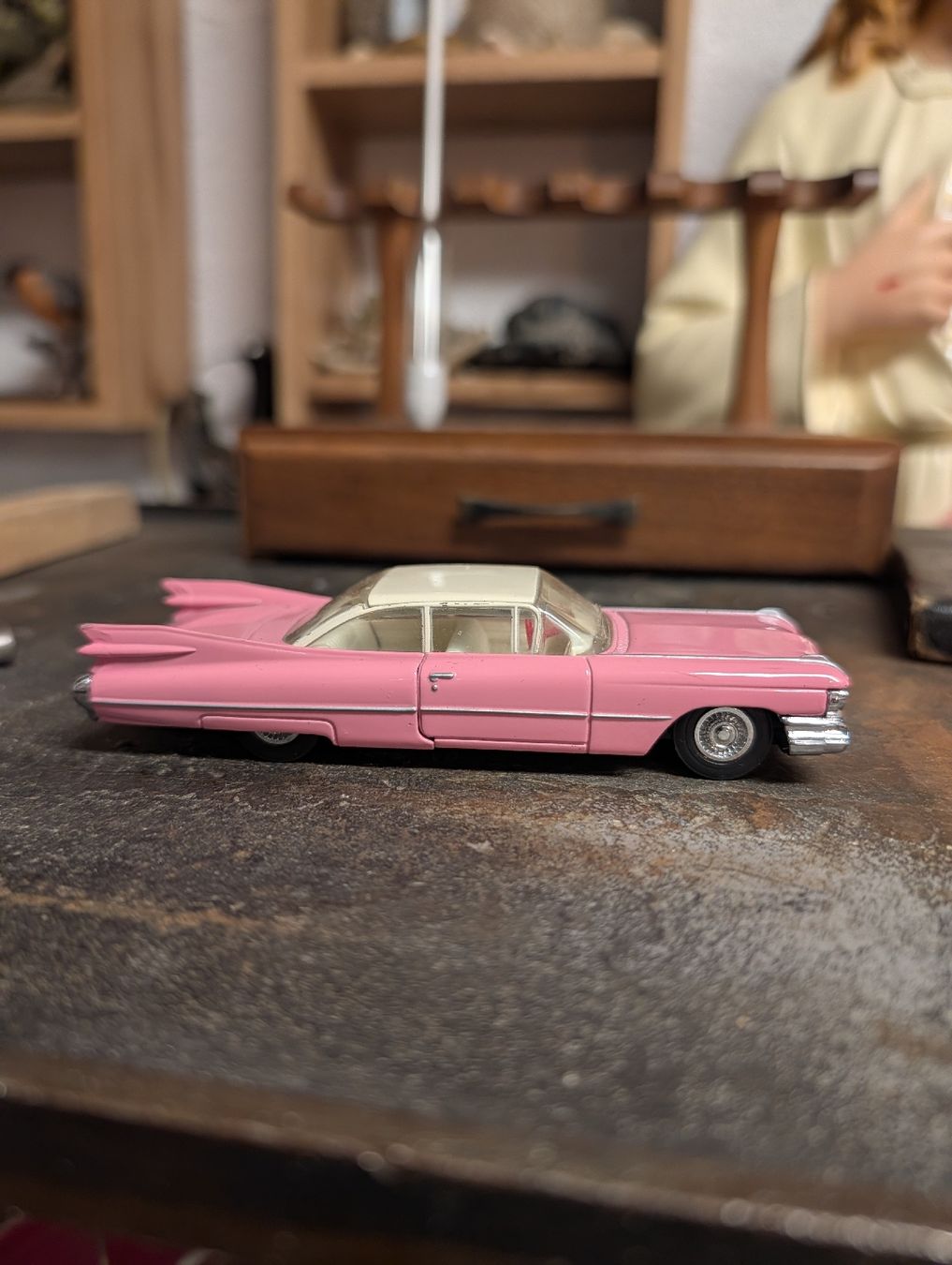Dinky Toys Modellini d'auto: Dinky Cadillac Coupe DeVille 1959 ed. 1989 – Usato da La Place (Ayent) venduto da s4c4