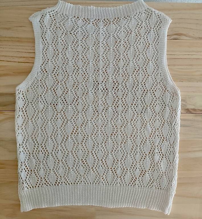 Tops: Pull sans manches  – Gebraucht aus Renens VD von lptvs_22 1