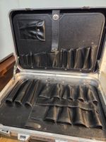 Werkzeugkoffer mit Werkzeugsatz Schraubenschlüssel Zangen...