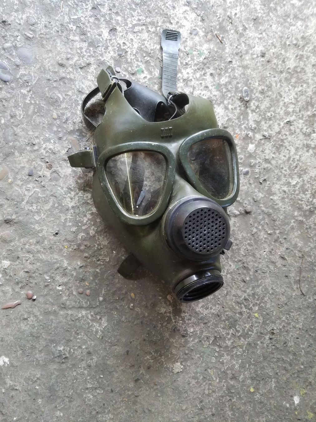 Internationale Kunst: Gas Maske – Gebraucht aus Fulenbach von Elektronik