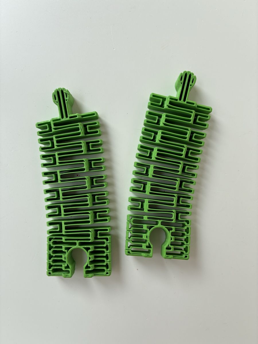 Giocattoli: 3D printed train track connectors - BRIO compatible – Usato da Lucens venduto da metaD