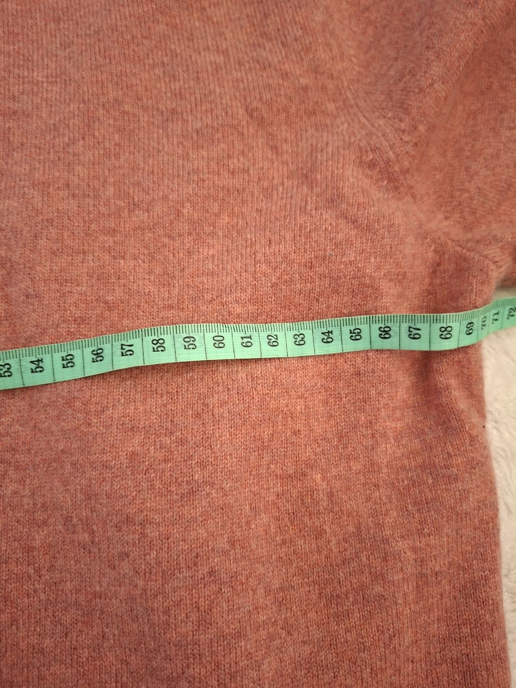 Maglioni & Felpe: Pull rose cachemire Eric Bompard Taille M doux neuf – Usato da Renens VD venduto da ser_j2fn 3