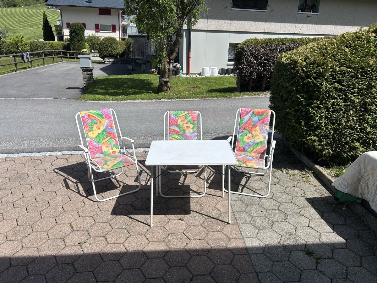 Stühle: Camping 3xklappstuhl 1x Klapptisch  – Gebraucht aus Schwarzsee von Hood68