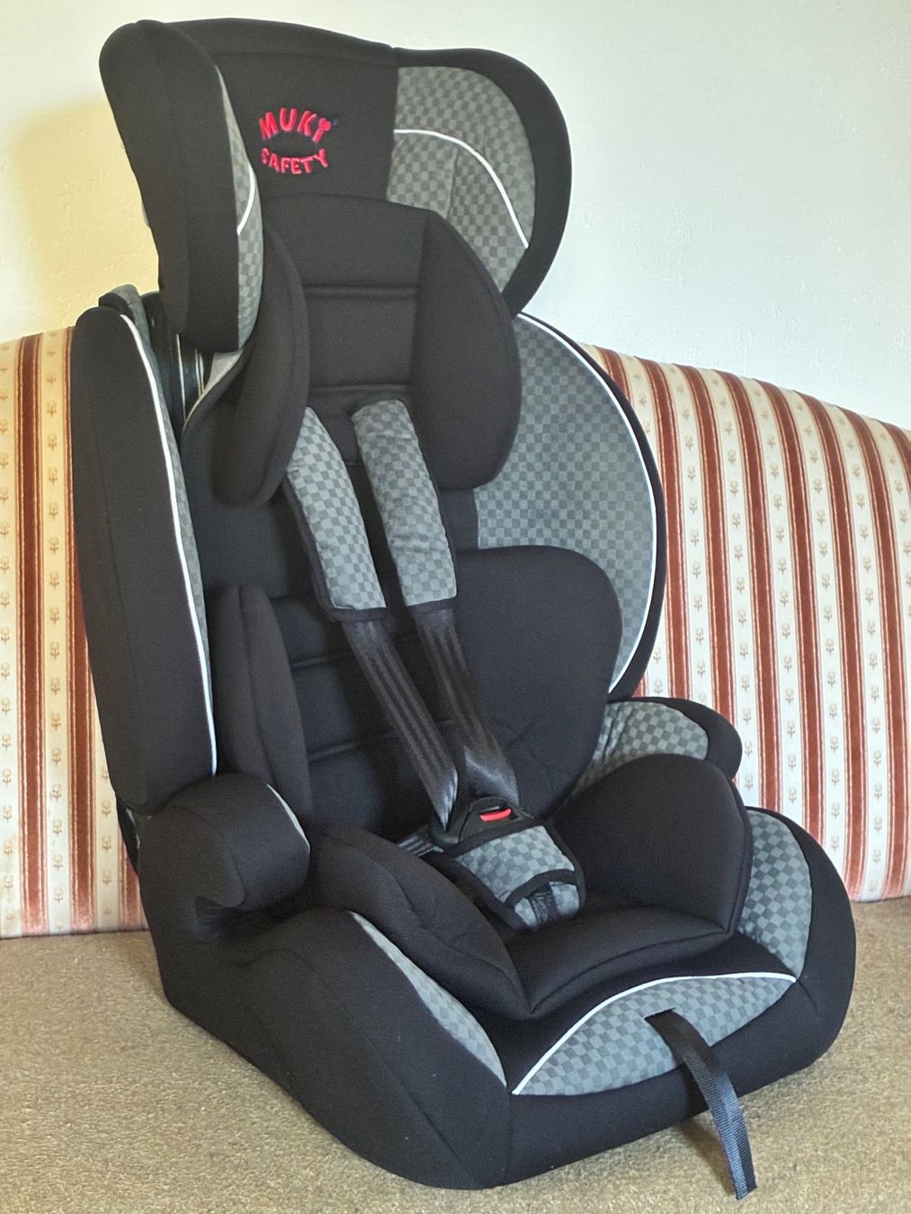 Seggiolini per auto: Kindersitz MUKI SAFETY – Usato da Windisch venduto da amsel07 2