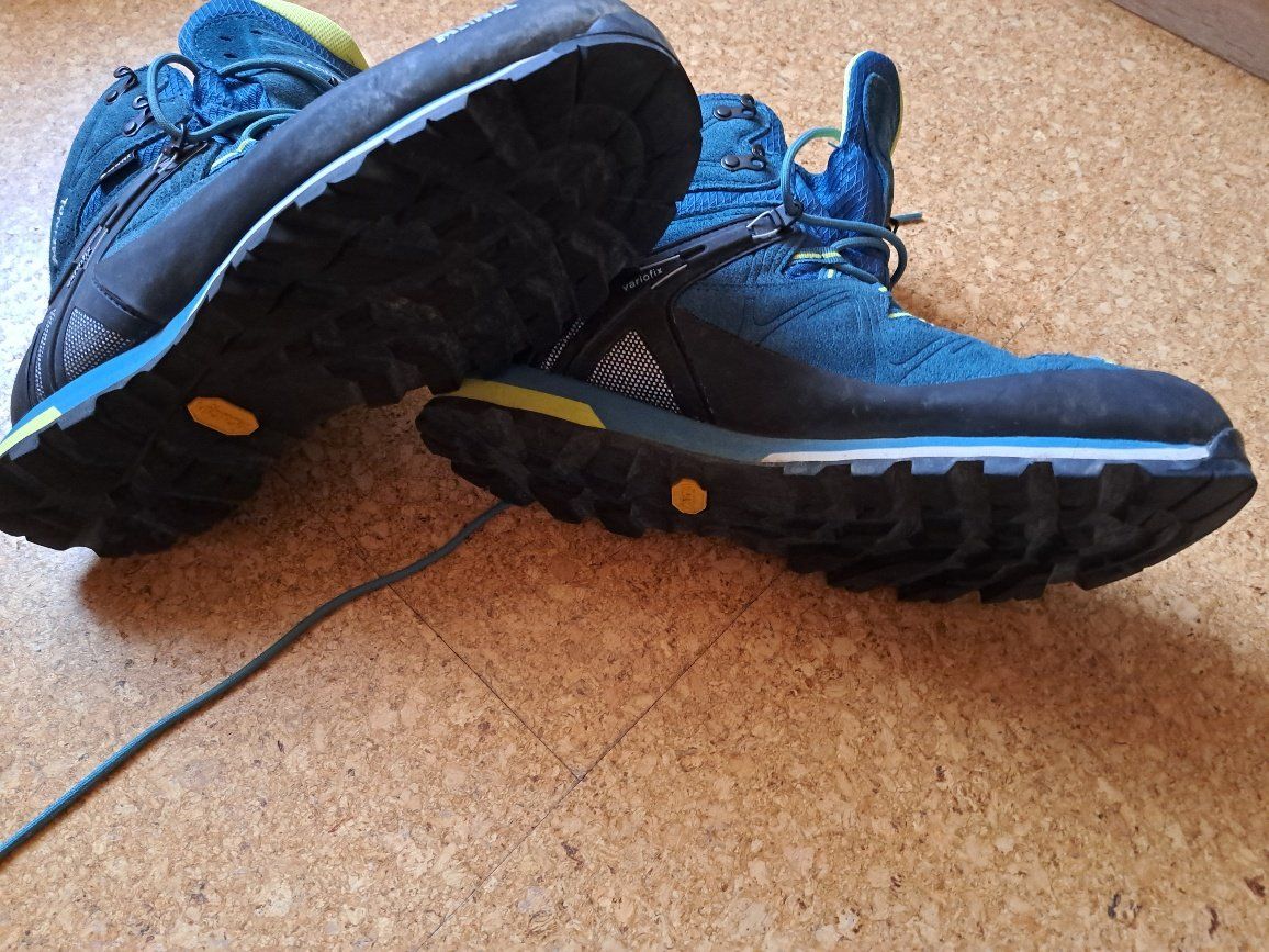 Scarpe da uomo: Wanderschuhe Grösse 43 / 44? – Usato da Schüpfheim venduto da madeleine69 1