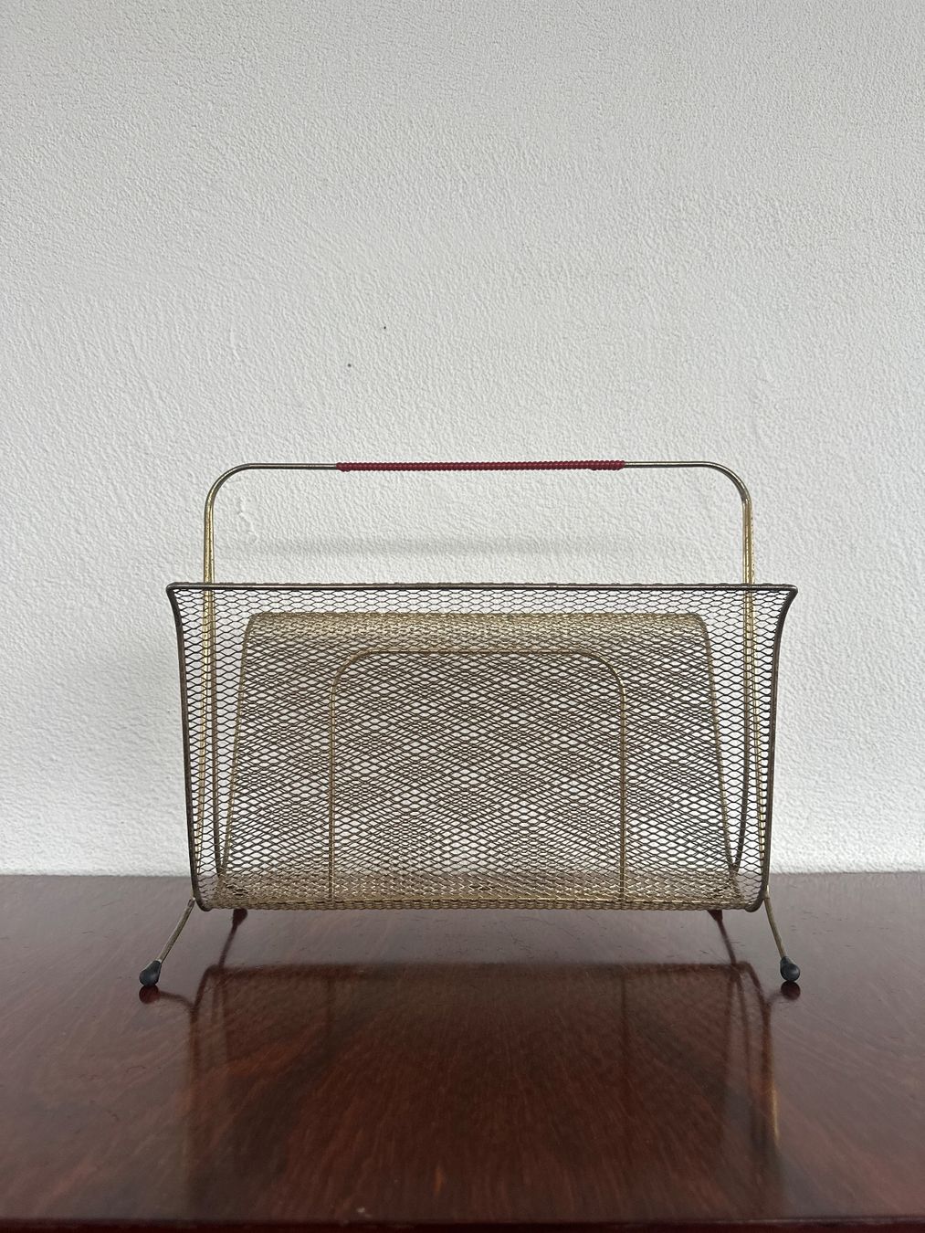 Autres articles pour la maison: Vintage Zeitungsständer – D'occasion à Zürich par frauflufelberg 8