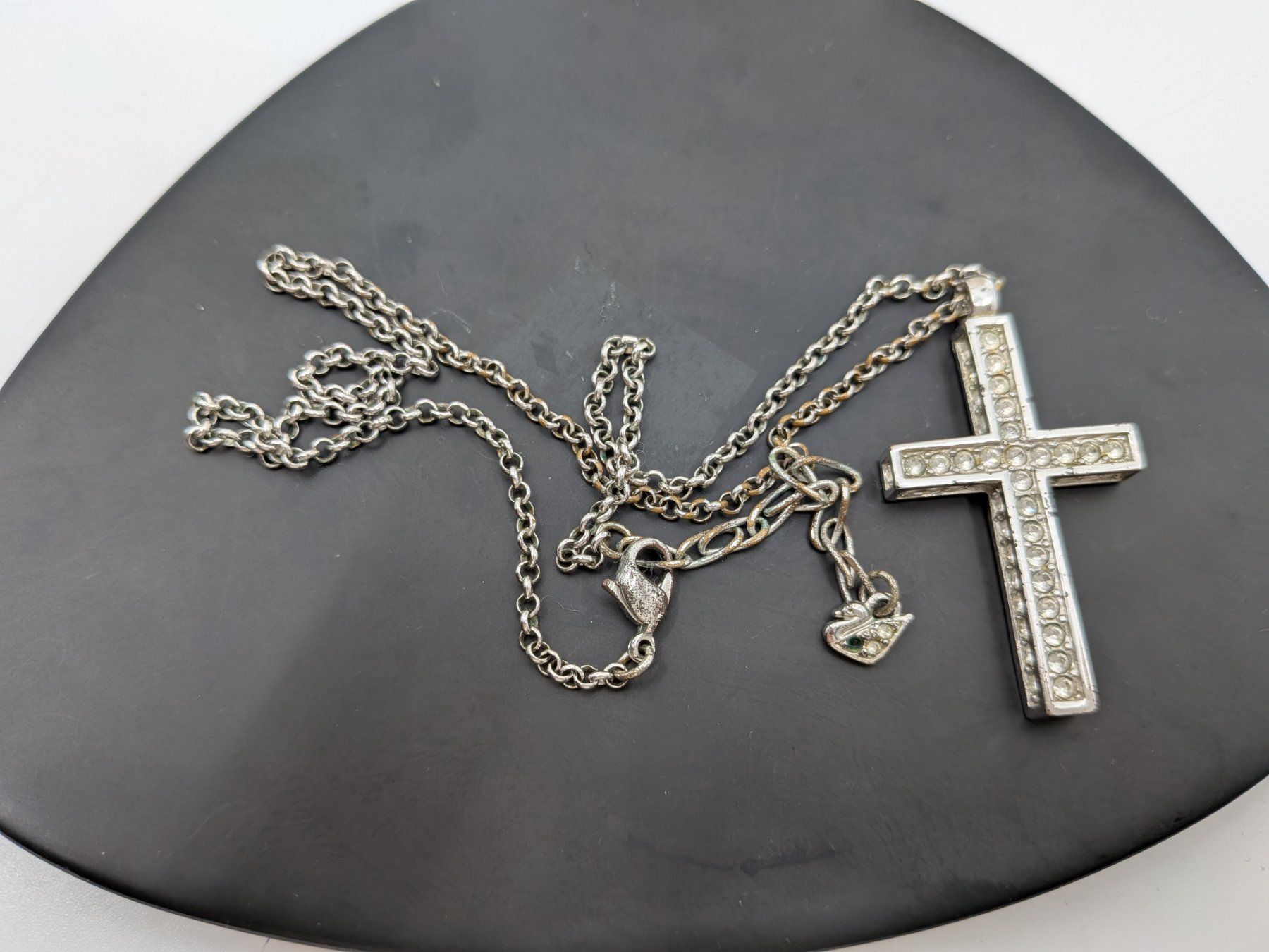 Swarovski Catenine: Swarovski Halskette mit Kreuz – Usato da Emmen venduto da magelan 2