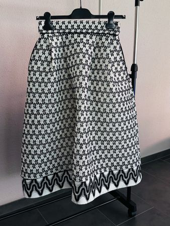 ✨ Maje Rock Gr. 36 – Zeitlose Eleganz zum Schnäppchenpreis