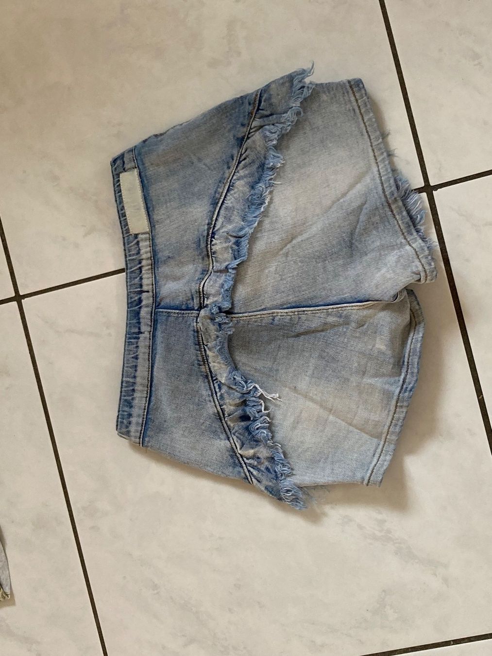 Molo Pantaloni: MOLO short taille 164cm – Nuovo (secondo la descrizione) da domdidier venduto da picolo99 1