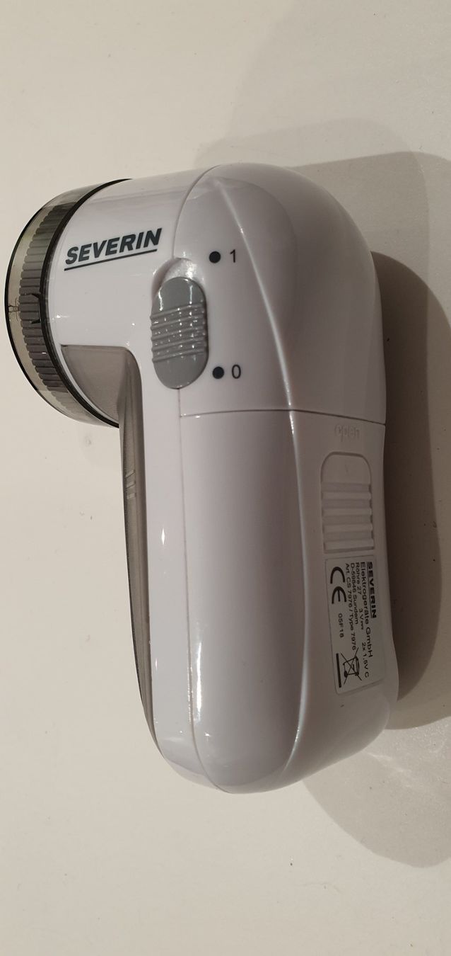 Tutti gli attrezzi: Fusselentferner Severin neuwertig – Usato da Jona venduto da VivianPatrick 1