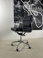 Moderner Bürostuhl ,Halbhoher-Klassiker aus echtem Leder
