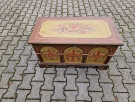 Bemalte 🤠Truhe Bauernmalerei Kiste Schrank
