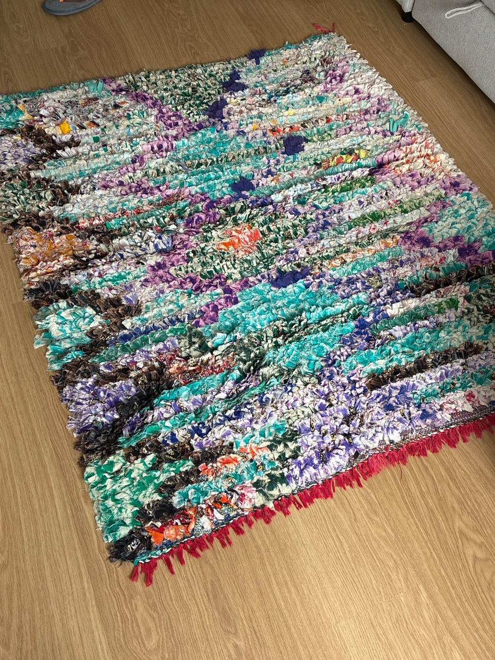 Teppiche: Farbenfroher Teppich (Unikat) – Gebraucht aus Bülach von gina52