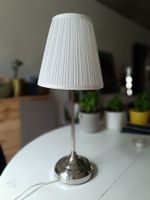 Nachttischlampe von ikea