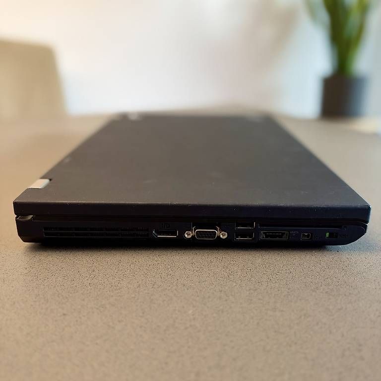 Portables: Lenovo ThinkPad W510  Intel Core i7 – D'occasion à Steinach par duju2018 2